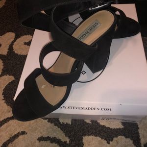 💚Steve Madden Black Dress Sandal